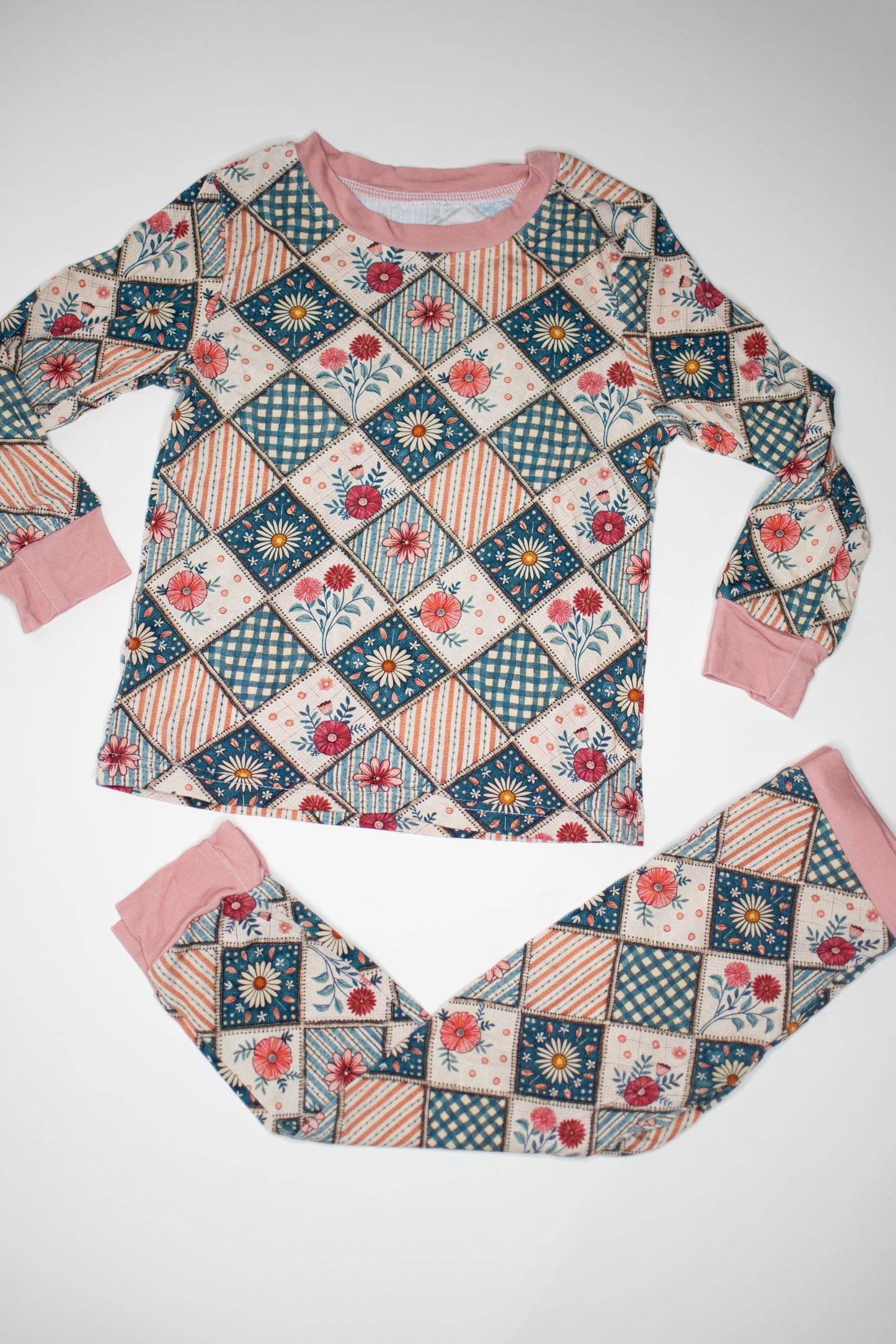 Petals & Patchwork